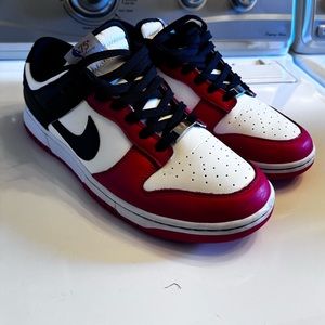 75th anniversary Chicago low dunks w/o box